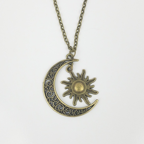 BRONZE Crescent Moon Sun Boho Pendant Necklace - Picture 4 of 4